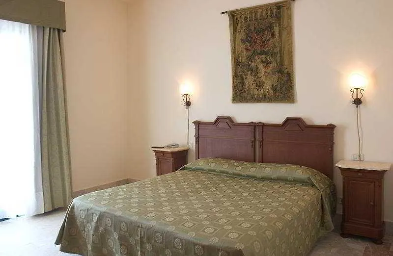 Hotel Baglio Basile Petrosino 4*,